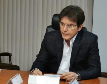 Robinson Faria é alvo de uma inquérito do Ministério Público do RN (Foto: Thyago Macedo/G1)