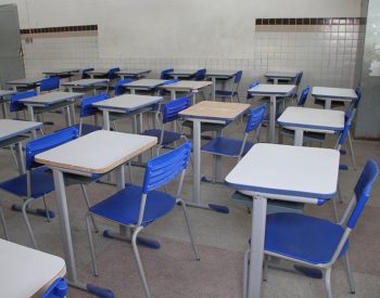 Lei garante prioridade nas matrículas da rede estadual para filhos de pais com deficiência ou idosos — Foto: Francisco França