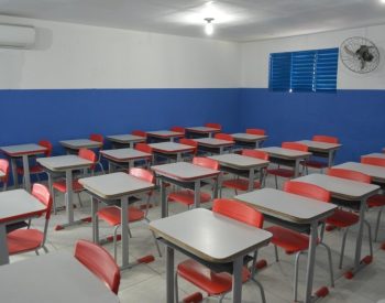 Sala de aula vazia em escola municipal de Patos, PB — Foto: Prefeitura de Patos/Divulgação