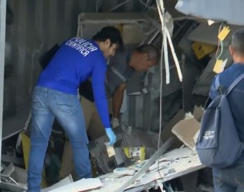 Criminosos explodem cofre de posto de combustíveis no Altiplano, em João Pessoa — Foto: Reprodução / TV Cabo Branco