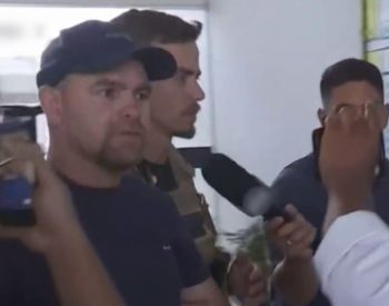 Vereador Wagner de Bebe, de Santa Rita (PB), é levado para a Central de Polícia Civil de João Pessoa — Foto: Reprodução/TV Cabo Branco