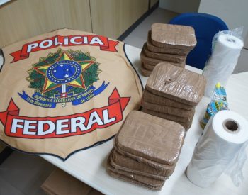 PF apreende mais de 25 quilos de crack na Grande Natal. (Foto: PF/Divulgação)