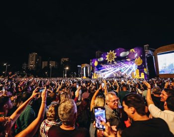 Terceira noite do São João de Natal tem show de Léo Santana — Foto: Luana Tayze/Divulgação