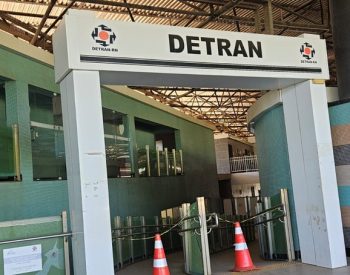 Detran em Mossoró — Foto: Antonio Dias/Inter TV Costa Branca