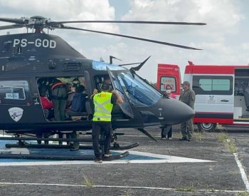Adolescente de 16 anos é transferida de Natal para Recife de helicóptero em busca de transplante de fígado — Foto: Sérgio Henrique Santos/Inter TV