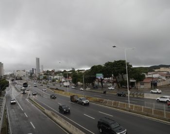Dia de chuva, dia nublado, Natal RN Rio Grande do Norte BR-101 céu escuro chuvas — Foto: Carmem Felix/governo do RN
