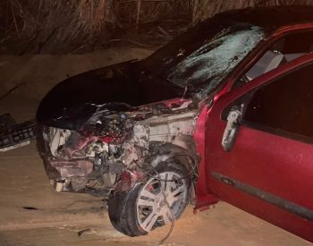 Mãe e filho morrem após colisão entre carro e moto, no Litoral Sul da Paraíba — Foto: Reprodução / Flávio Fernandes