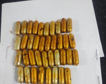 Paciente com 38 cápsulas de cocaína no corpo é preso após cirurgia em hospital de Natal — Foto: Divulgação/PCRN