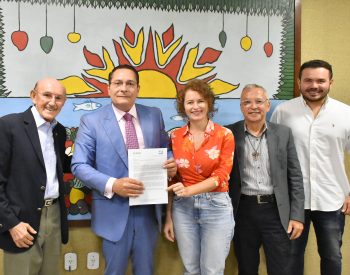 Deputado Ezequiel Ferreira, Reunião com grupo da ACIM (Mossoró): Vilmar Pereira, Nilson Brasil, José Carlos e o procurador, Dr. Klebert Carvalho. Foto — Eduardo Maia.