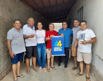 Membros da composição da mesa diretória do União Brasil de Jardim do Seridó ao lado da prefeita Dra. Silvana Costa e do vereador Cássio de Zequinha. Foto — ©Divulgação.